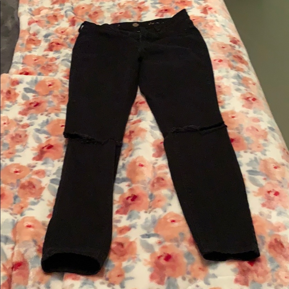 black skinny jeans